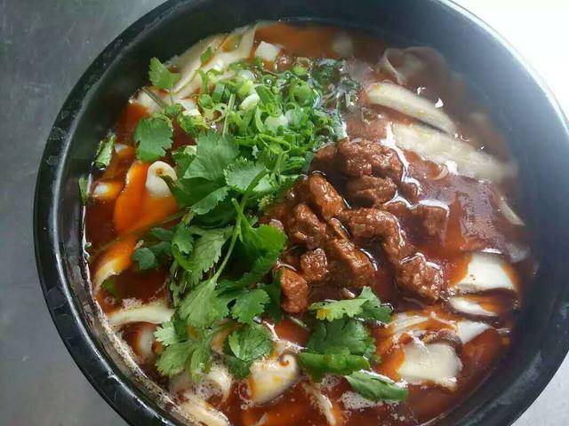 秋冬季不能错过的瓦罐煨面罐罐面