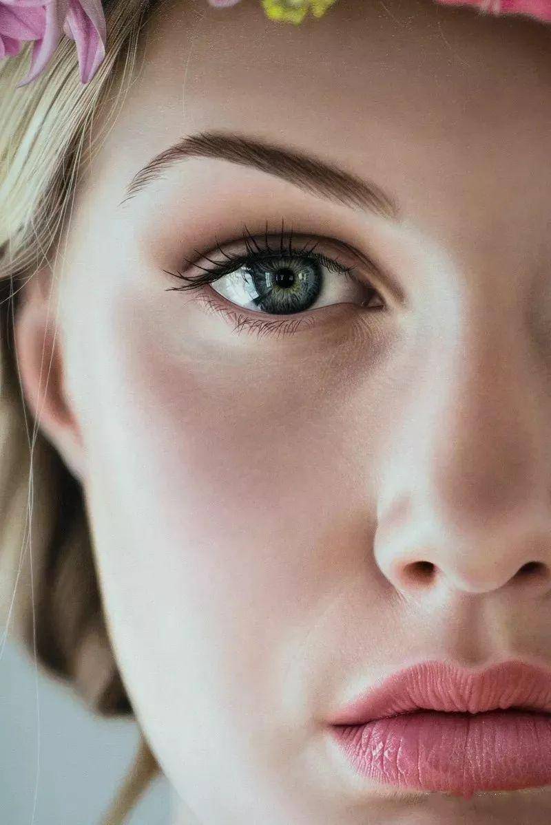 瑞典女艺术家安娜哈尔丁莫尔超写实人物油画作品赏析