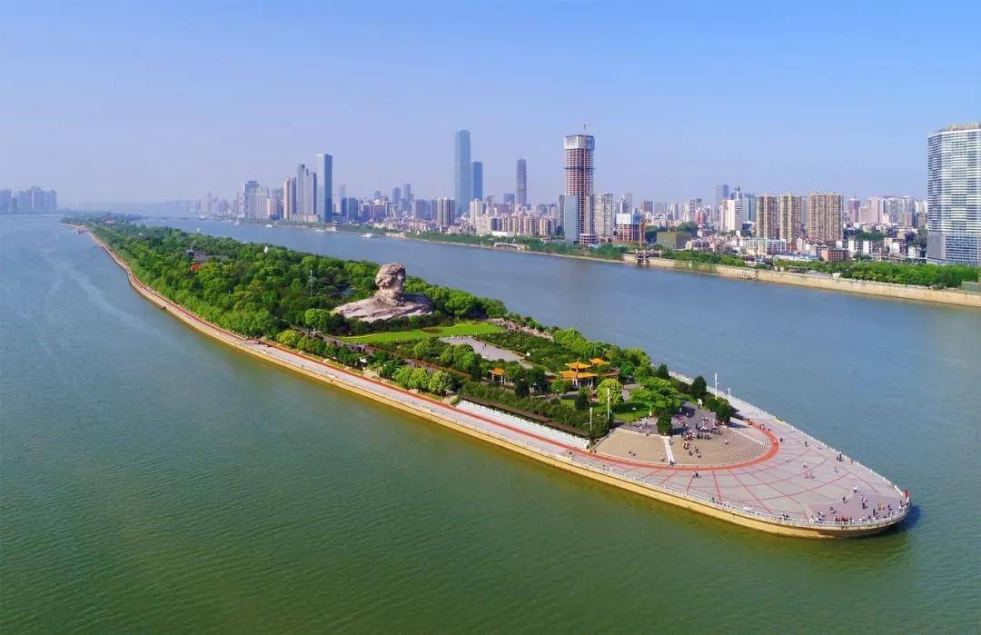 品读|享受古镇里的悠哉生活!尝热乎腻歪的糖油粑粑!_橘子洲