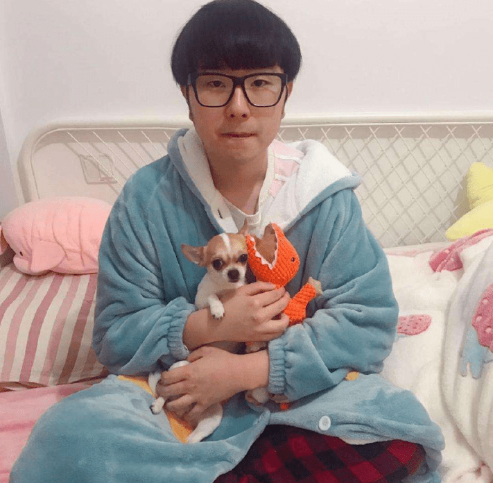 虎牙天秀杯金灿毅对战国服第一佐伊网友都认为会进入决赛英雄池是关键