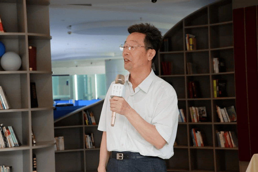 毕志伦:向华视人推荐三大定律 —— 华视集团成立8周年寄语