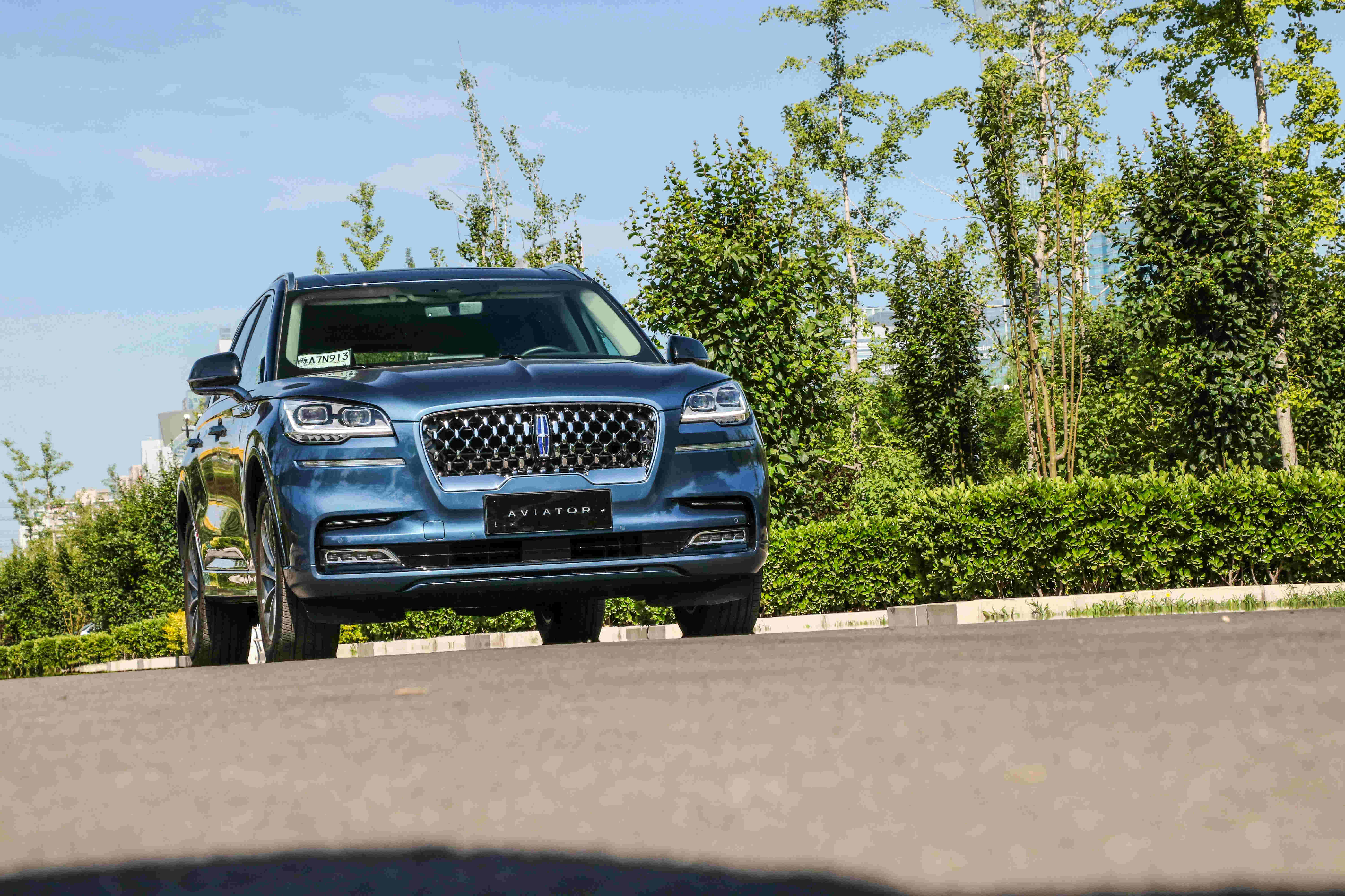 尺寸够大动力猛,试驾林肯飞行家插混版