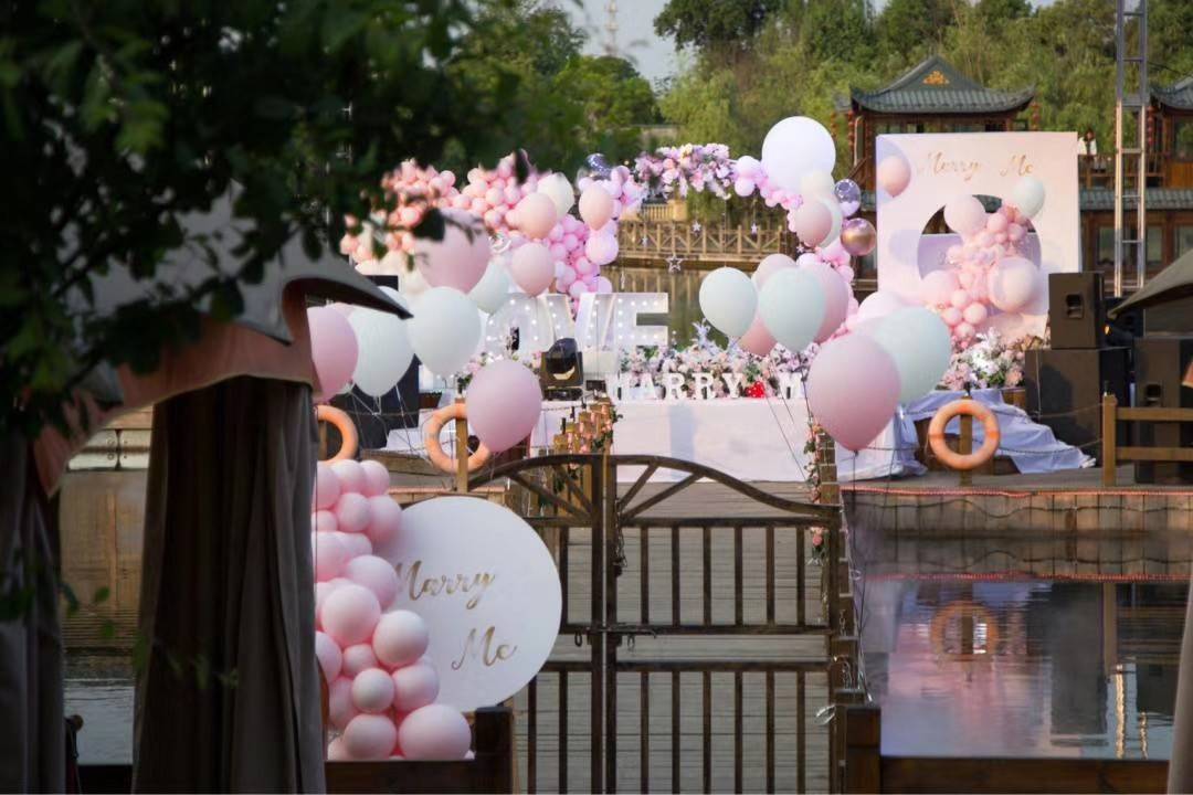 主题活动求婚场地布置活动策划方案,风格系列以粉色为主!