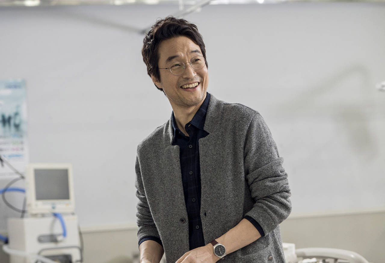 从《汉城之月》到金师傅,韩石圭的青涩少年到帅大叔的坎坷之路!