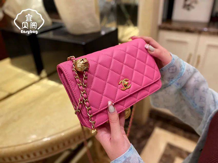 别只盯着金属球cf香奈儿20年新款金珠包包还有这几款woc小盒子小圆包