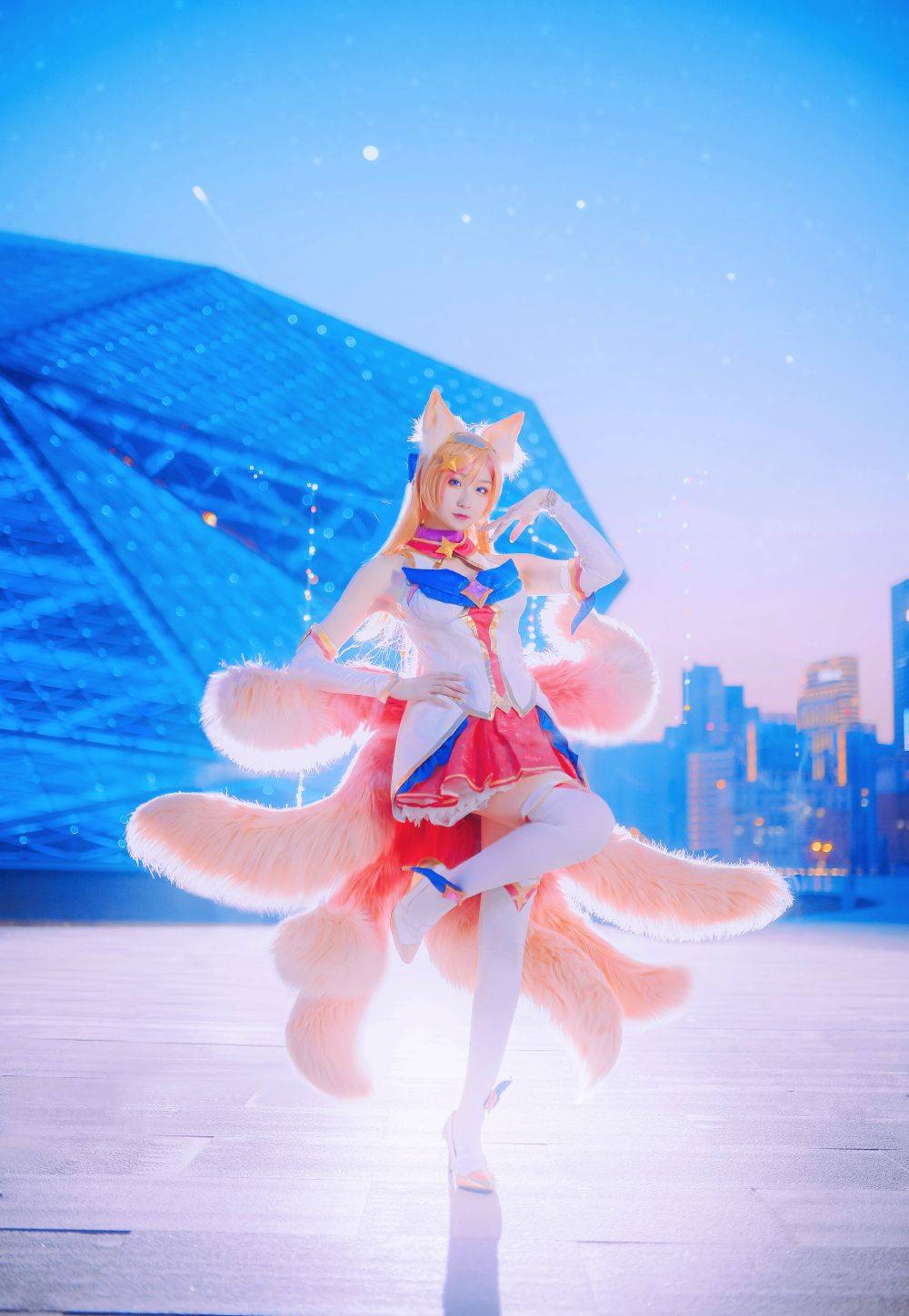 阿狸cos星之守护者甜美来袭,水友:这个狐狸的e百发百中