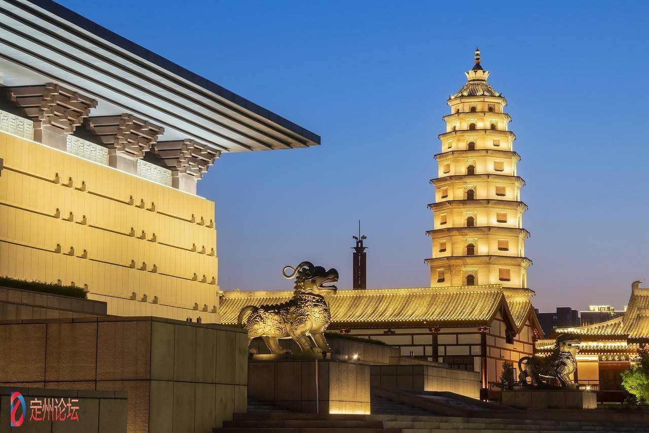 一组久违的河北定州夜景图,让你久等了!