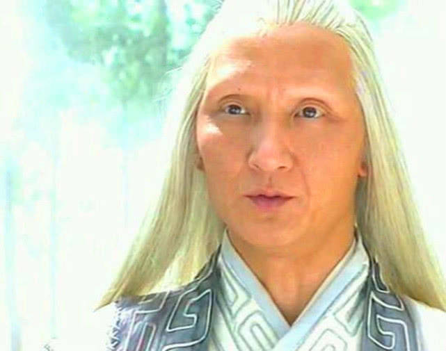 62岁杜玉明被曝与年轻女孩约会同赴酒店工作人员回应是老师助理