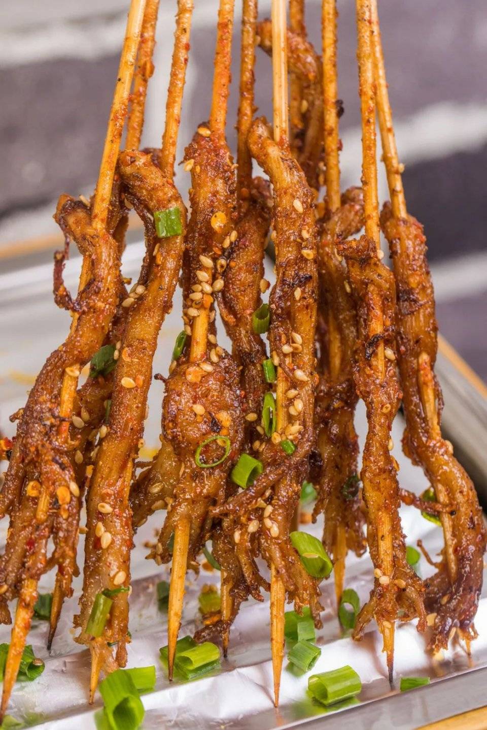 1分钟吃了15头猪我在这家店做到了