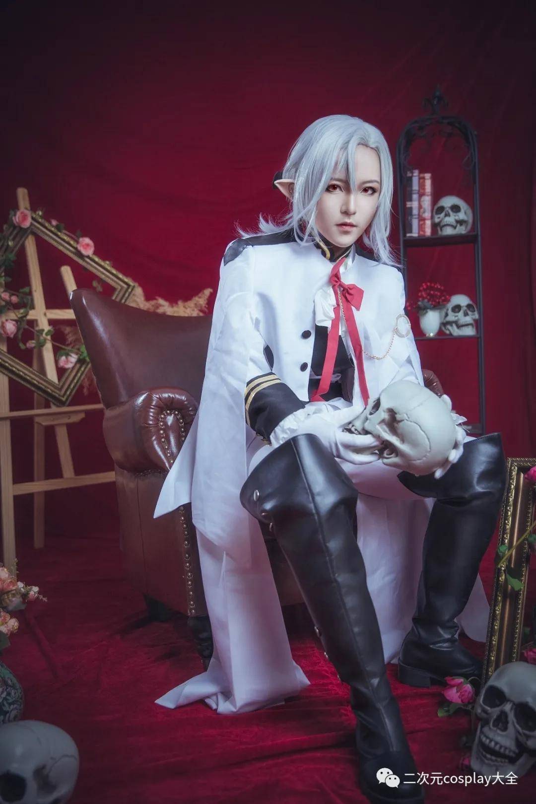 《终结的炽天使》费里德cos,狂拽酷炫的笑容,简直不要太帅气