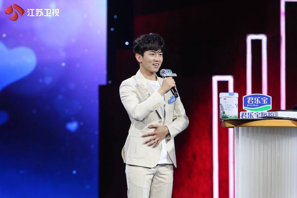 《新相亲大会》热议"陪伴"和"相处"_张文凯