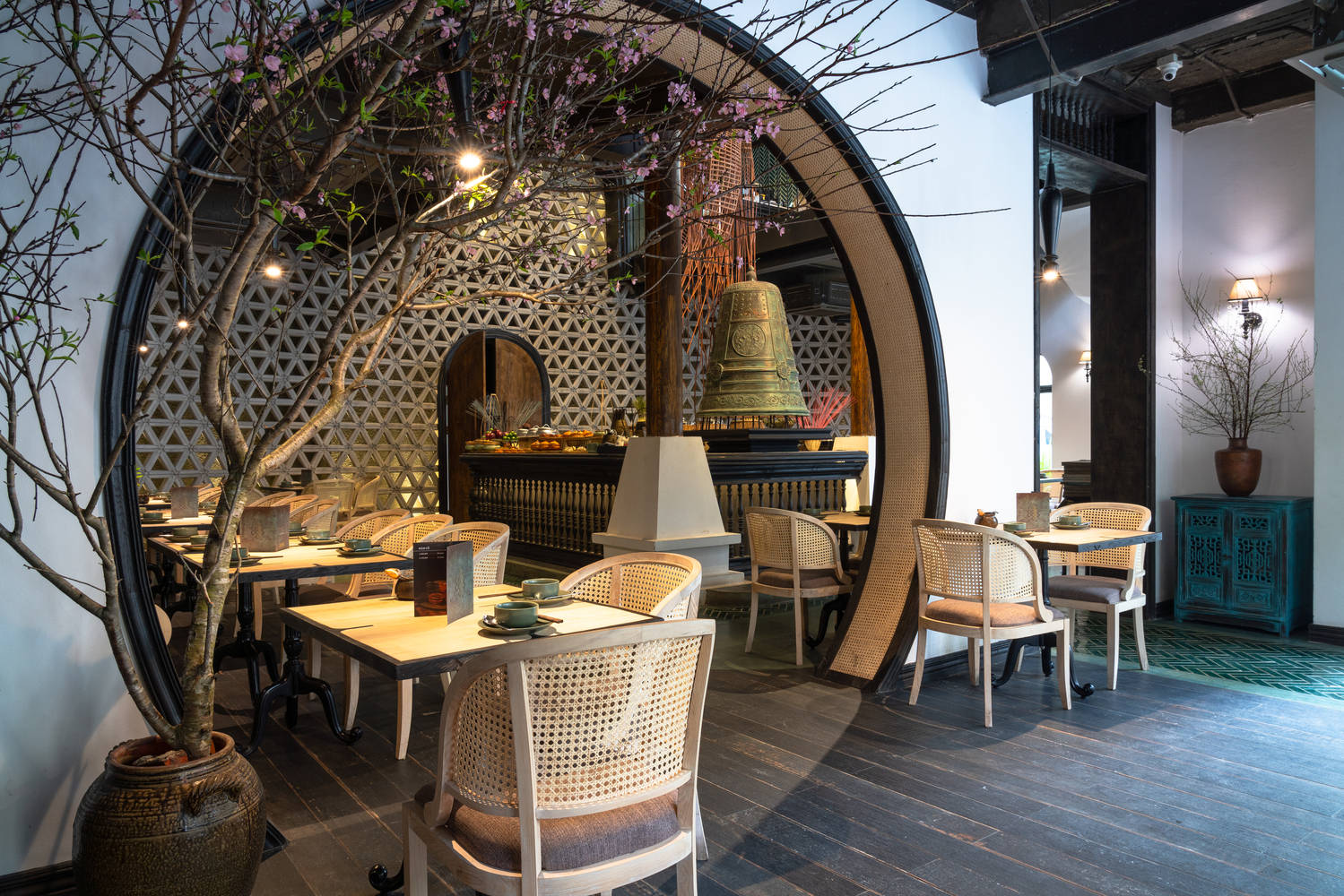 越南传统古典餐厅设计,一场独特的体验