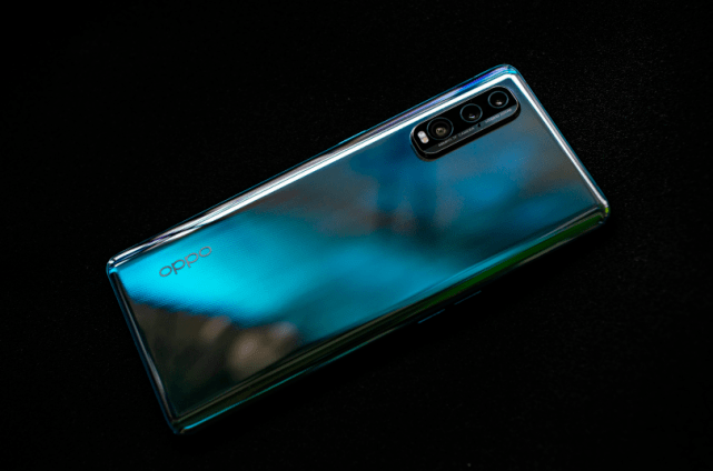 高端质感真的摸得出来findx2碧波也做的很秀啊