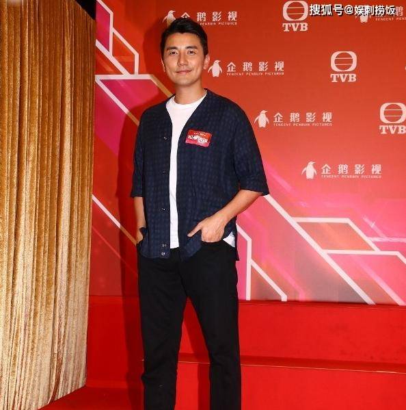 原创tvb小生洪永城自曝与女友同居随时都有奉子成婚的可能