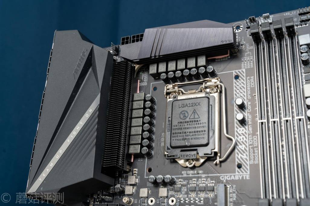 依然是标杆级的高端主板,技嘉(gigabyte)z490 aorus pro ax 小雕pro