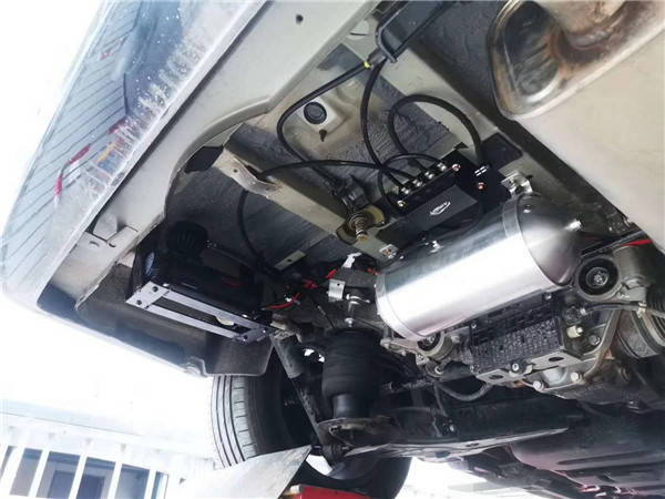 李洋讲述奔驰v260改装airbft气动避震品牌