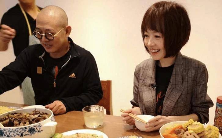 李连杰爷爷身份至今成谜,怒怼鲁豫:"我敢说你够不够胆播?