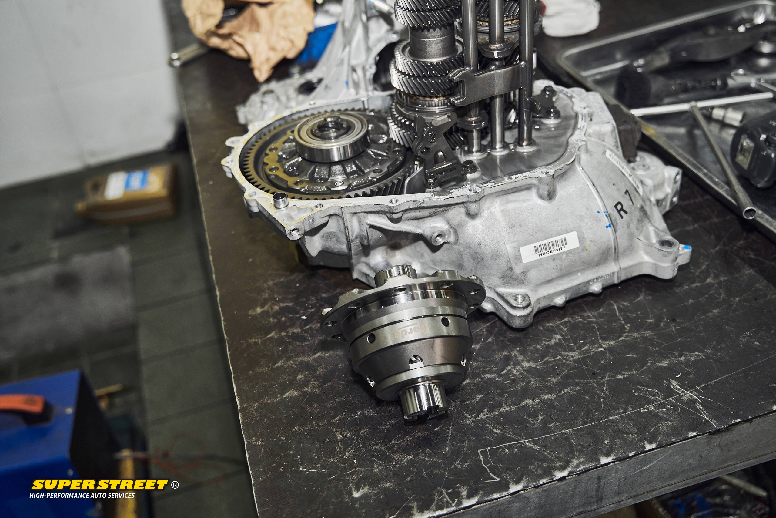 前驱车跑赛道必备利器飞度gk5改装borderlsd限滑差速器