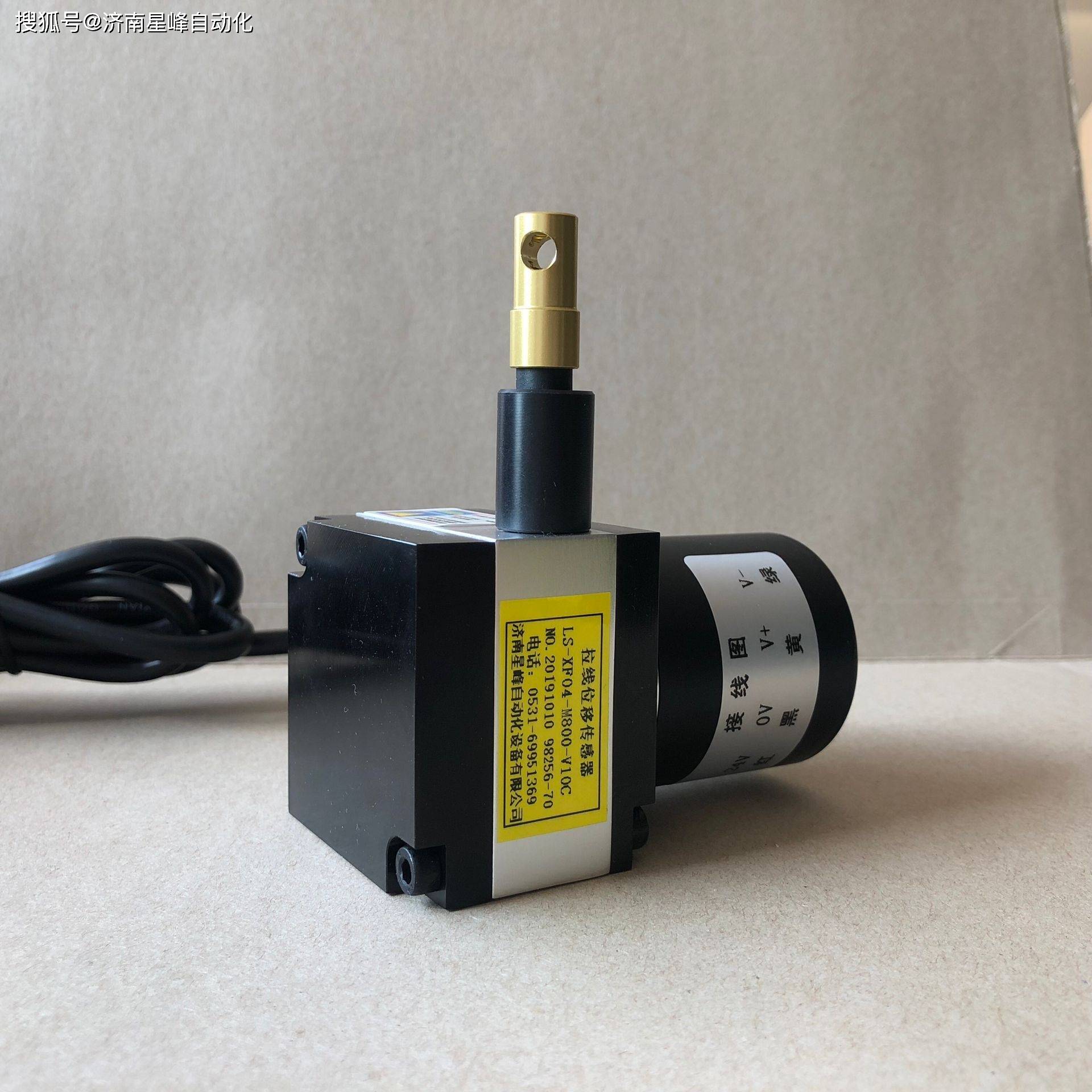 1/ 12 电压信号1米拉绳位移传感器 电压信号1米拉绳位移传感器 电压