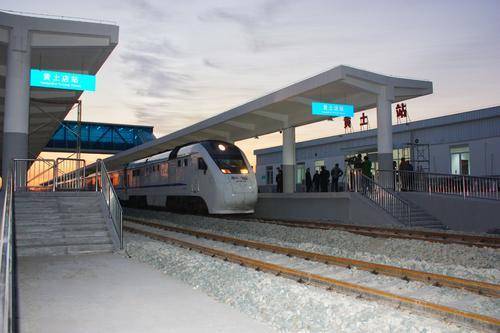 南宁将建54公里市郊铁路方便出行