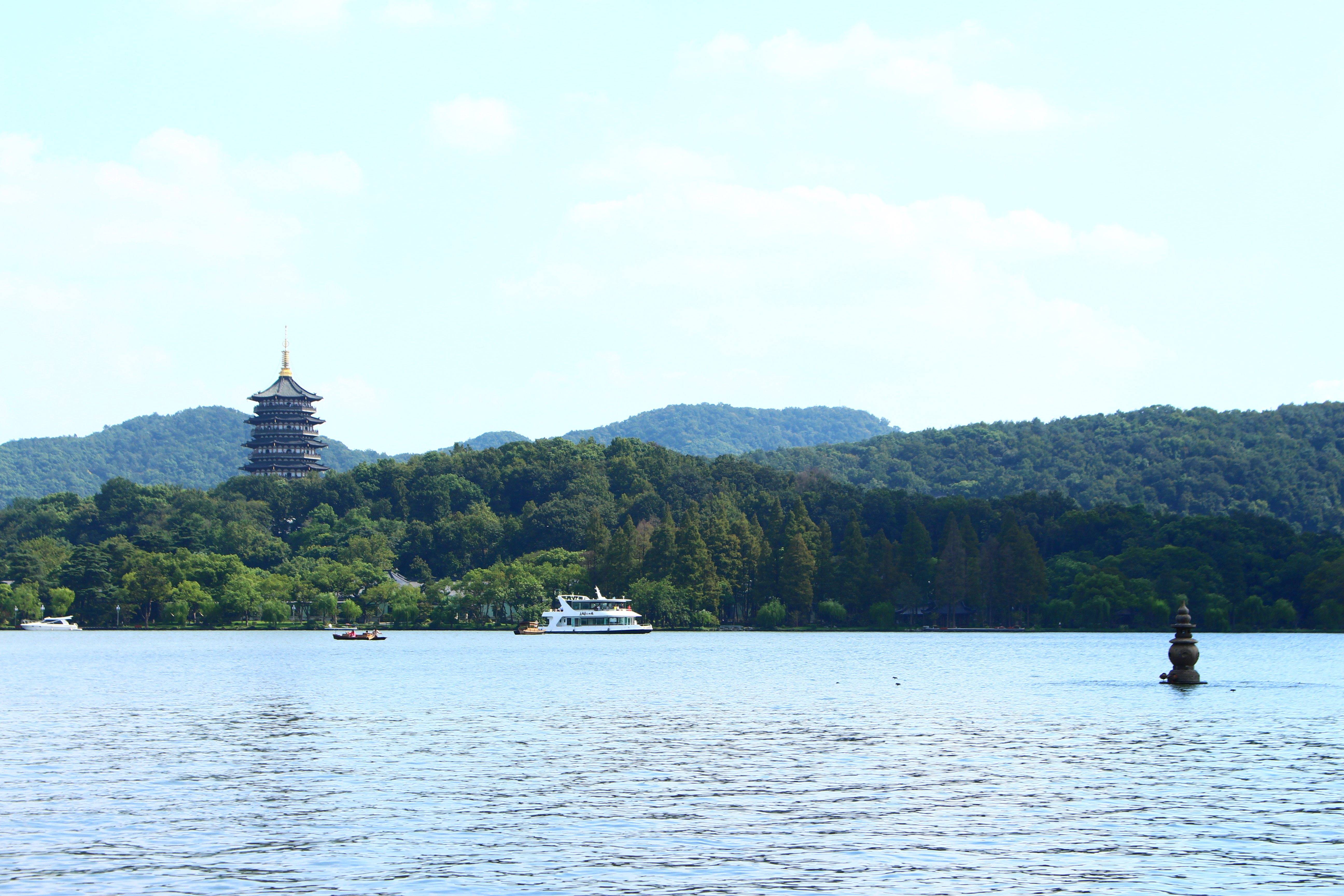 大地:致敬三十岁环中国旅行之杭州西湖