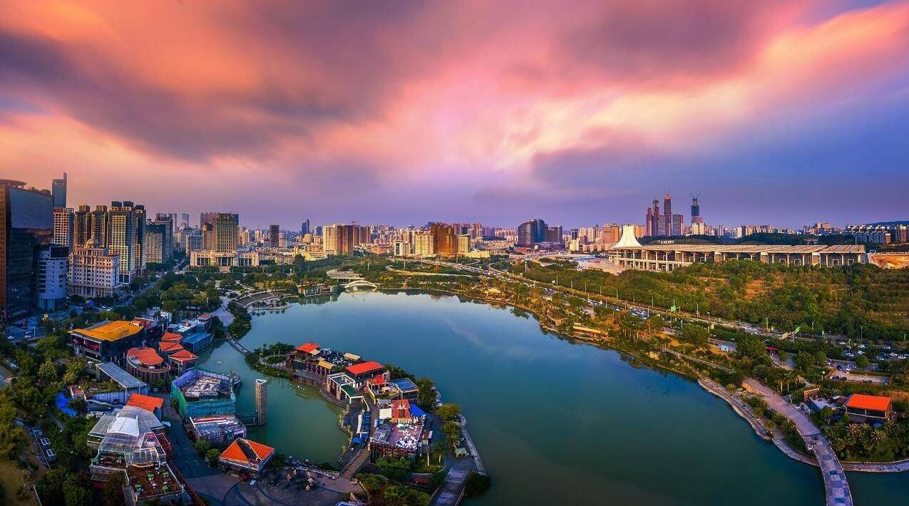 广西北海银滩旅游,老街文化美食一样都不能少