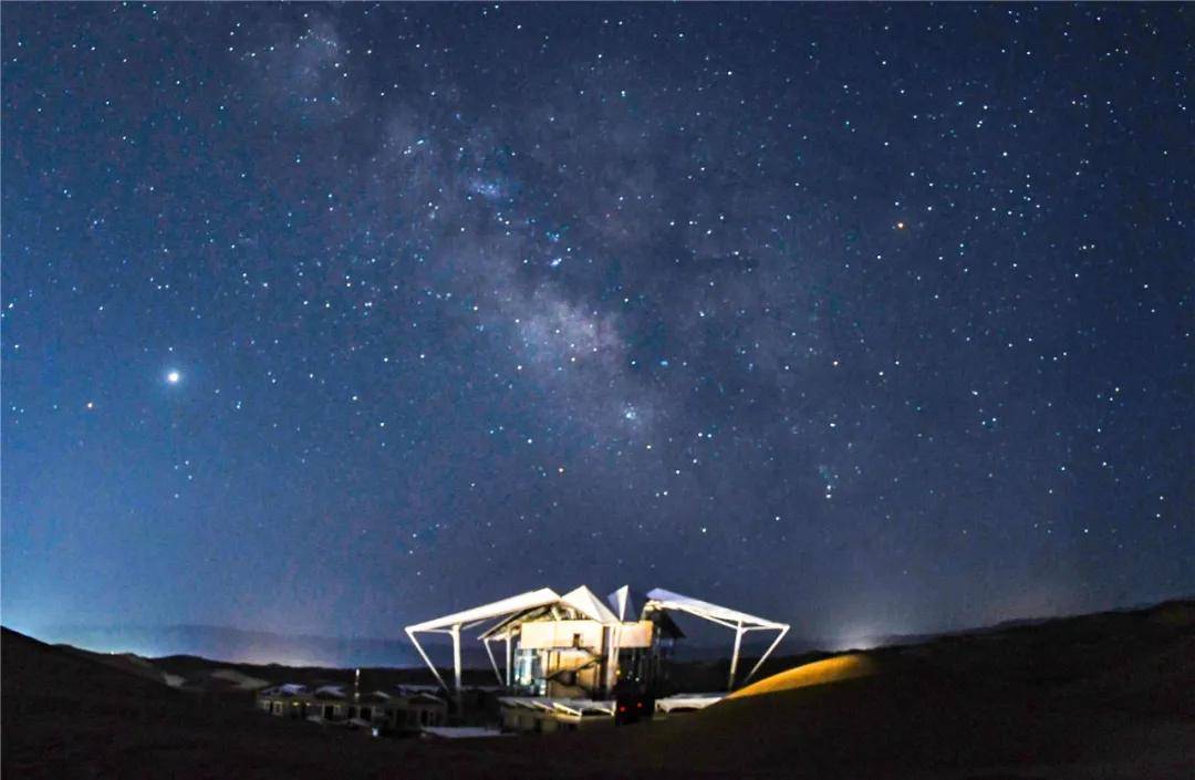 图说丨星星的故乡看宁夏沙坡头沙漠星星酒店璀璨星空