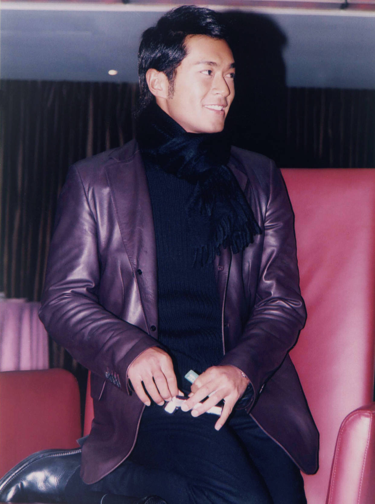 白面小生,"疯狂"变黑的背后_古天乐