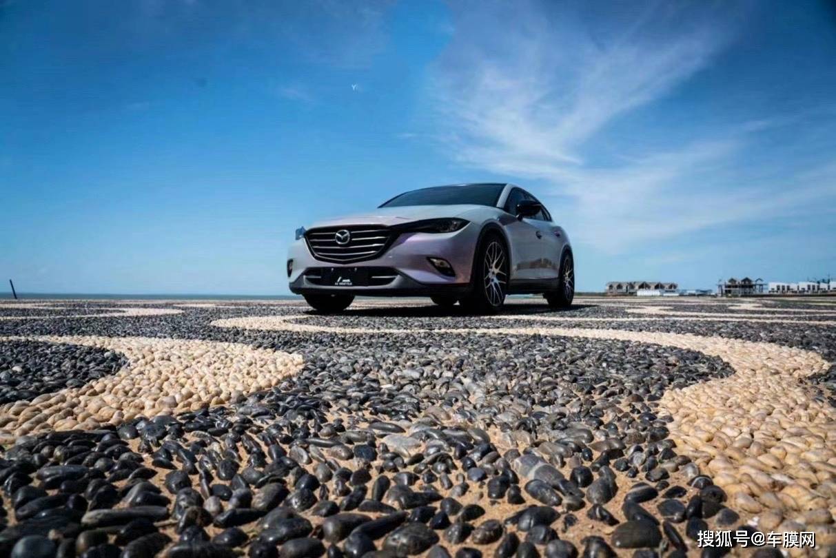 马自达cx4改色魔幻灰贴膜改色效果图