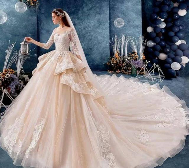 原创心理测试:选一款最美的婚纱,测测你的颜值在男生眼中是什么水平