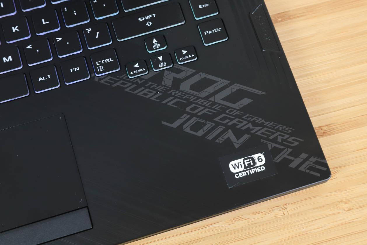 魔装朋克畅玩光追 这台电竞本没有辜负信仰 rog魔霸4评测