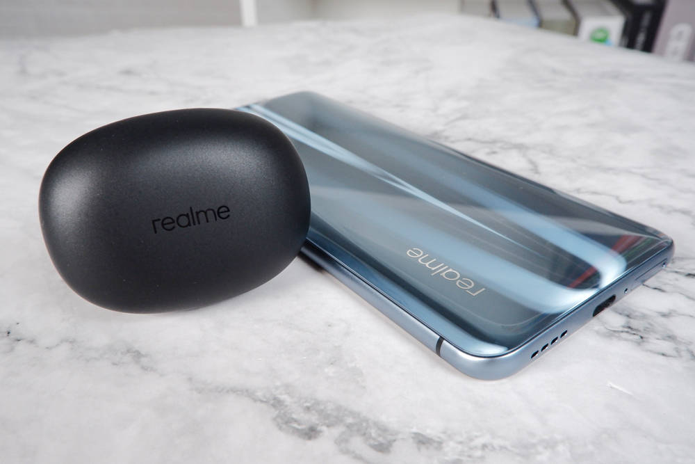 原创小巧轻便 realme 真我buds q真无线蓝牙耳机评测