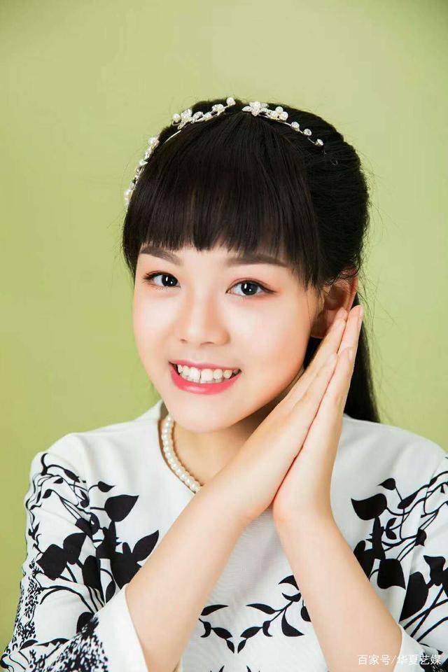 华夏艺媒北京国际文化发展中心携手阳光童星武珊珊关爱残疾儿童