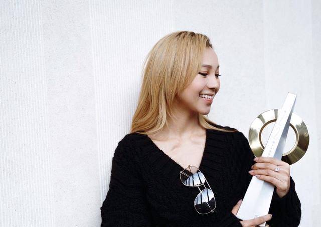 环球歌手aga新歌勇敢追求自己所爱 曾写歌三年却无人问津