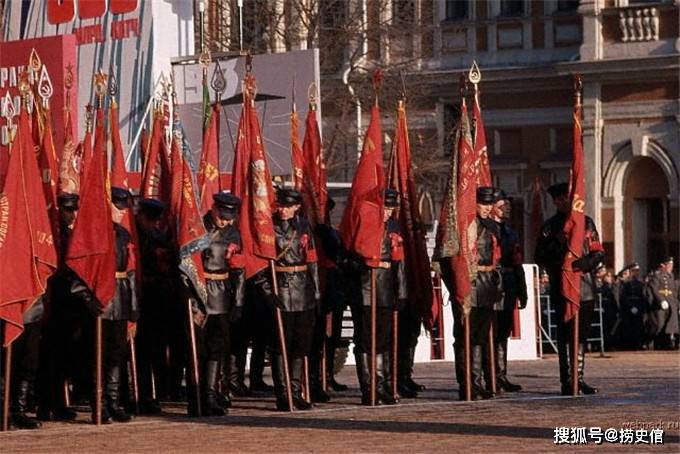 1975年的苏联,如何纪念十月革命?