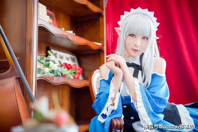 cos兽耳艾米莉亚蓝眸很漂亮