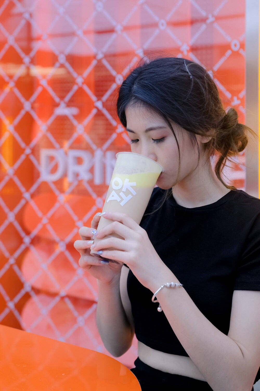 不会玩滑板但爱街头范,爱奶茶又想玩不一样花样,来中华城统统满足你