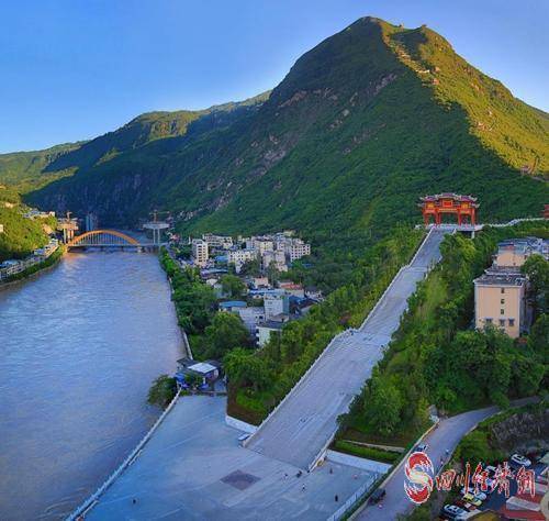 背峰山公园,乾池公园,羊竹坝滨水公园,龚嘴驿站,萌