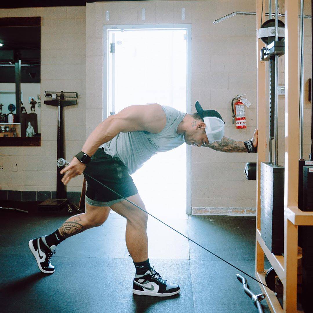 健体之王杰里米布恩迪亚三周的时间里惊人的变化