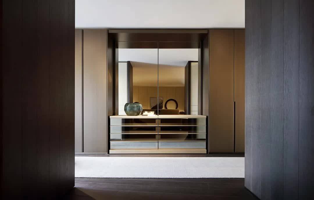 开在历史古迹中的米兰poliform旗舰店重新开门营业了