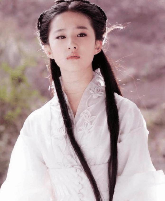 原创同样是扮相小龙女刘亦菲经典baby可爱鞠婧祎却偏不一样