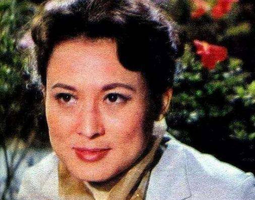 乌鸡国王后向梅因太美没戏拍嫁上影厂长老了红遍全国