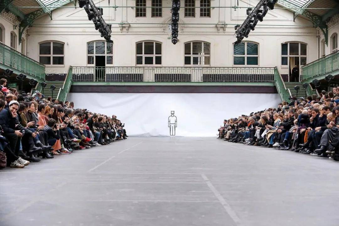 2020 lv,dior,chanel等10大秀场设计!_场景