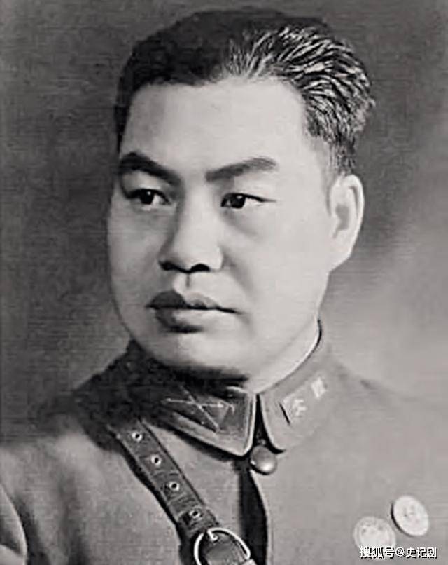 王甲本将军一生清廉朴素,家中仅留下一张八仙桌