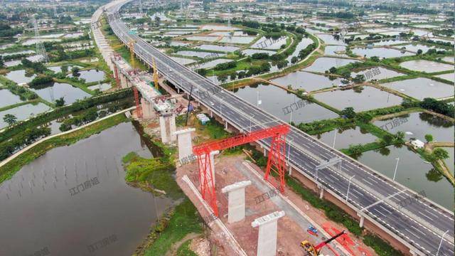 空地东侧▲空地西侧——江门大道方向作为滨江可能的首个城轨站