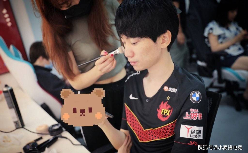 doinb复盘御三家对决 支招马老师要练卡尔玛 网友提议转型教练