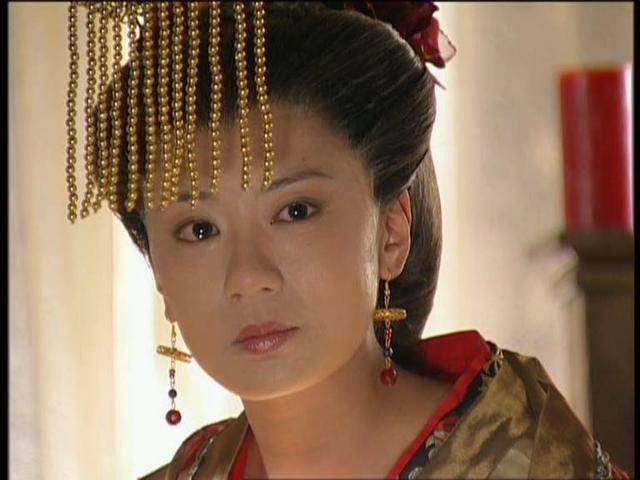 里的武媚娘:为了还清父亲看病留下的巨额债务,那几年贾静雯拍了许多