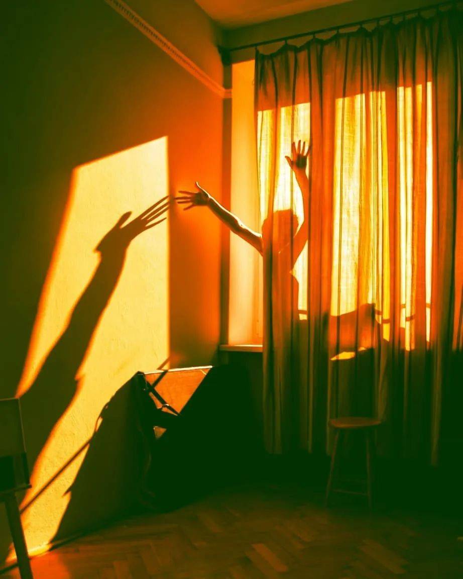 这几位ins摄影师将情绪人像玩到了极致