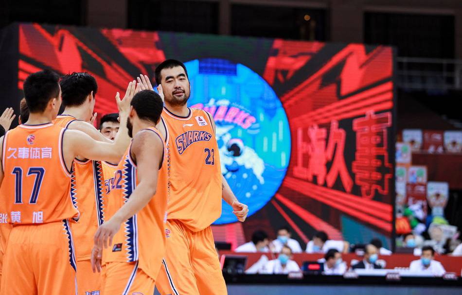 麦卡勒姆27分8助攻,CBA上海男篮105-101胜广州-搜狐大视野-搜狐新闻