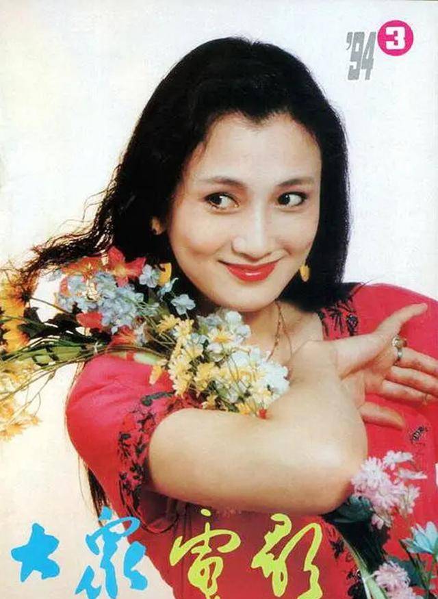 出道便与陈宝国周里京演情侣,为饰杨贵妃速胖身体受损,近况如何